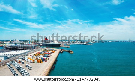 Beautiful landscape of the city of Southampton, England Royalty-Free Stock Photo #1147792049