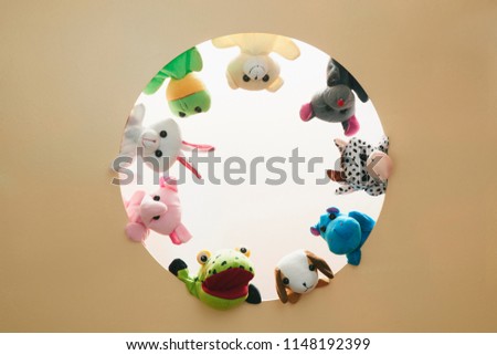 Puppet show on Circle background