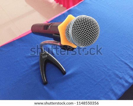 Use the microphone at the conference