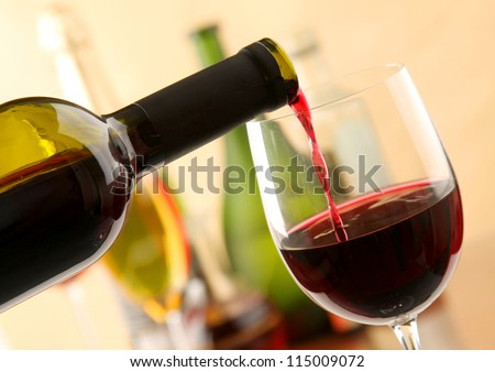  Wine Pour Royalty-Free Stock Photo #115009072