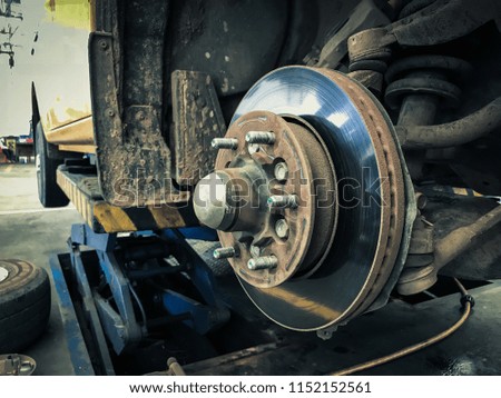 Brake discs and wheel axles heck repair.