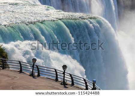 Niagara falls binoculars Royalty-Free Stock Photo #115424488