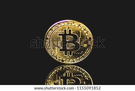 Bitcoin session with black and white background and wooden base with portable background
