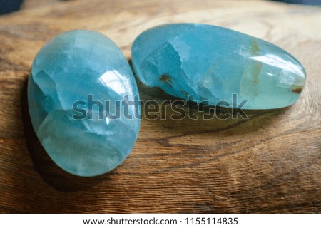 blue onyxs mineral picture 