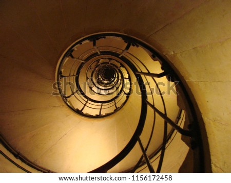 swirl inside stair