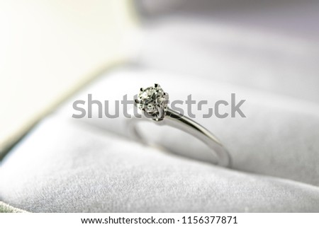 A beautiful wedding ring image