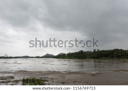 Tungabhadrh River in Hempi, India