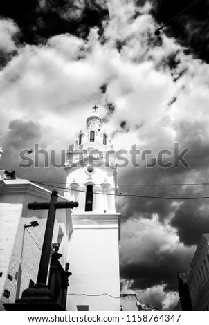 Infrared, black and quite photographies of the Historical Center of Quito