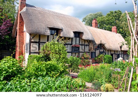 Anne Hathaway's Cottage, Stratford-upon-Avon, England Royalty-Free Stock Photo #116124097