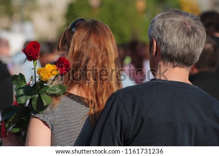 Couple at a sunny day in the city