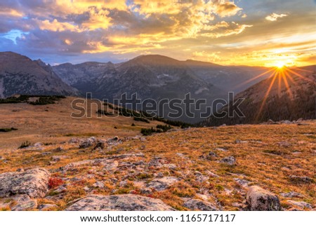 Alpine tundra on the Ute Crossing Trail looking Southwest toward the Continental Divide off Trail Ridge Road in Rocky Mountain National Park, Colorado. Royalty-Free Stock Photo #1165717117
