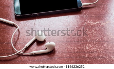earphone with mobile phone