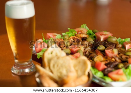 snacks to accompany cold beer