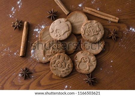 Gingerbread on the table with the ingredients