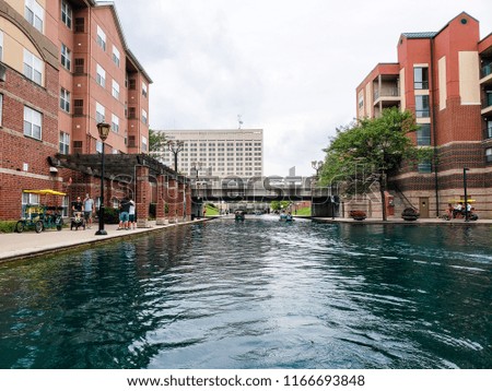 Indianapolis river channel downtown