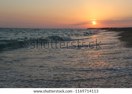 Photo 4/30.08. Sea beach. Waves