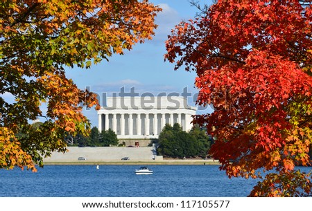 Washington DC, Lincoln Memorial in Autumn