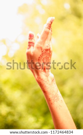 Woman's hand, henna, tattoo, tattoo on hand, henna on hand, Indian pattern, Buddhism, Buddhism religion, religious signs, hand drawings, monk girl, Indian girl, religious drawings, Buddha signs