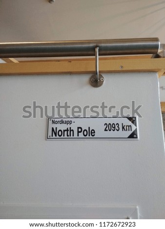 North pole sign