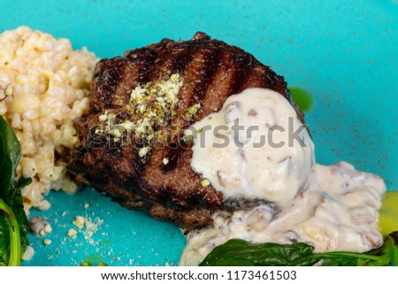 Grilled Steak minion with sauce
