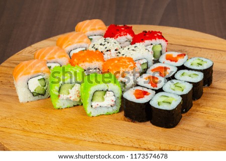 Japan sushi and roll set