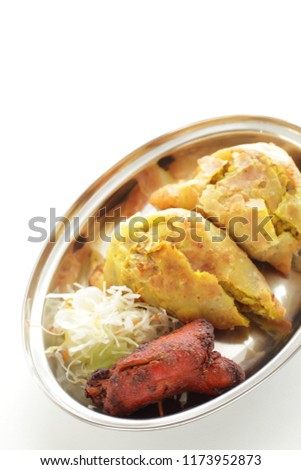Indian food, Samosa curry potato pie