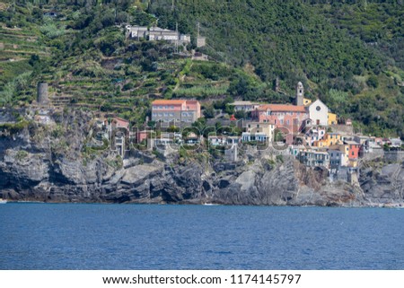 Cinque Terre pictures from Riomaggiore to Monterosso. Additonnal expediation to Porto venere and the tour of the three island Palamaria, Tino and Tinetto. 