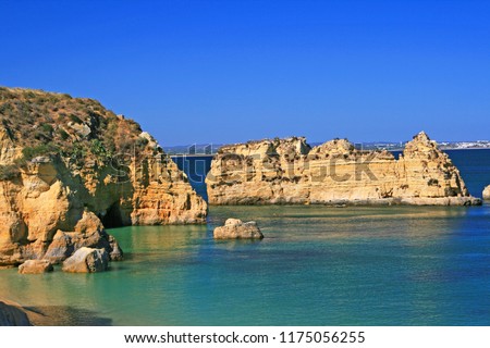 Hightlight in Lagos Portugal, nice Sightseeing Point Ponta da Piedade a very nice landscape with big rocks and Caves. 