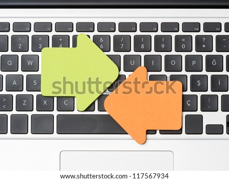 arrow marks on a keyboard
