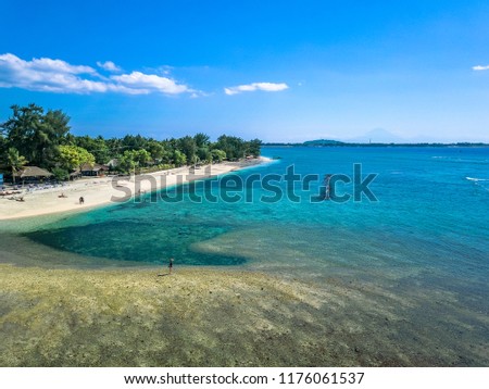 Blue ocean beach
