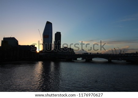 london skyline at sunrise