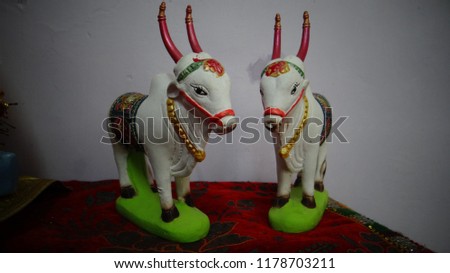 Pola is a bull-respecting festival of Maharashtra or Bull statue for festival