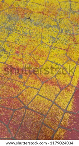 Cracked wall floor in a wide variety of colors.