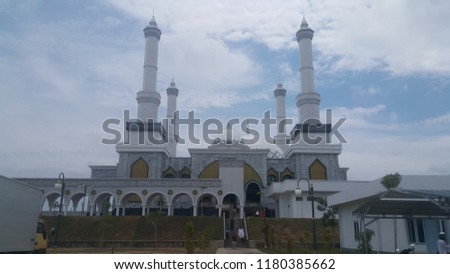 islamic center nunukan indonesia Royalty-Free Stock Photo #1180385662