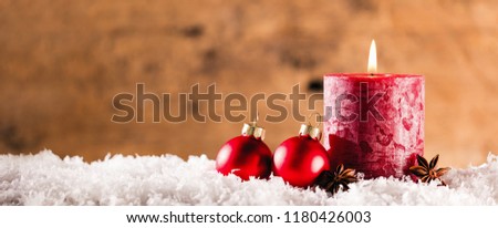 Christmas Dekoration with candels and snow