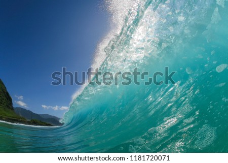 turquoise wave, crashing wave close up