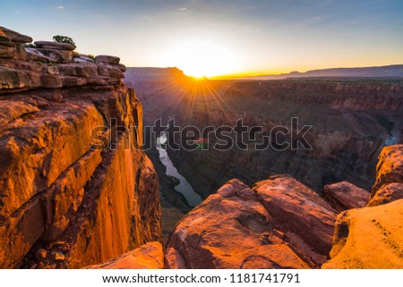 scenic view of Toroweap overlook at sunrise  in north rim, grand canyon national park,Arizona,usa. Royalty-Free Stock Photo #1181741791