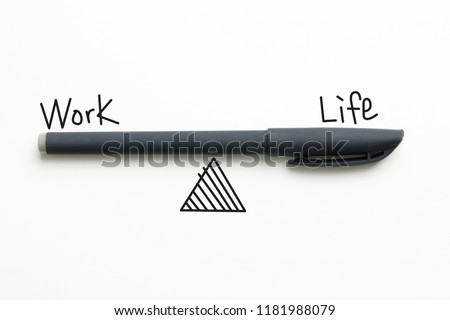Work life balance diagram drawn using pen Royalty-Free Stock Photo #1181988079