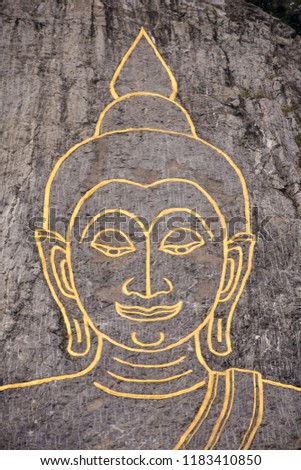 zoom head of Khao Chee-chan Sculptural Image , Buddha Mountain (Khao Chi Chan)
