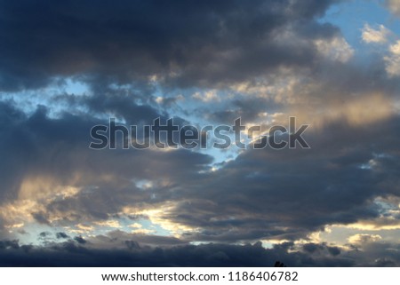 big gray cloud horizone 