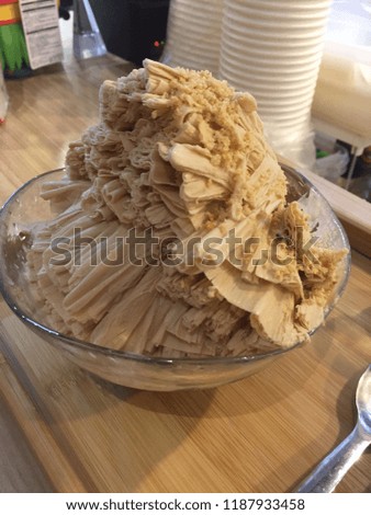 Peanut shaved ice in a cafe in Taiwan