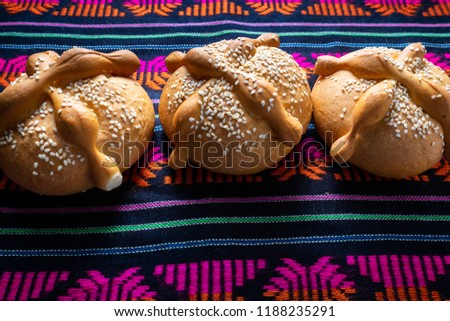 Traditional mexican bread of the dead