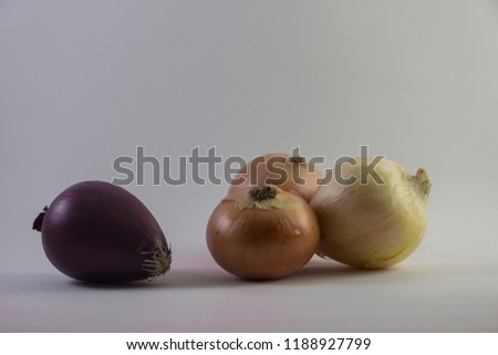 Onions in lightbox
