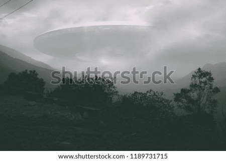 alien spaceship in Earth