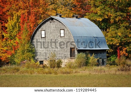 Old Barn in Autumn, Michigan's Keweenaw Peninsula, USA