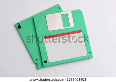Floppy disk magnetic