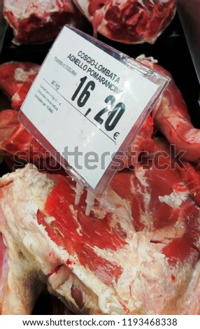 Fresh raw thigh-sirloin lamb of Pomarance, product of Tuscany. Translation: € 16.20 / kg, consume cooked, better in the oven