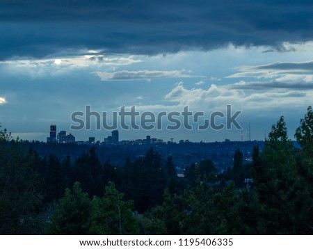 Seattle skyline view on cloudy evening.