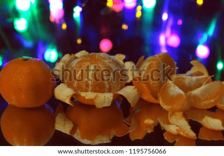 New Year's tangerines and garlands