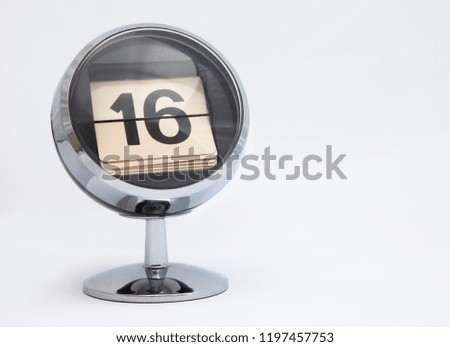 sphere glass metallic calendar number 16